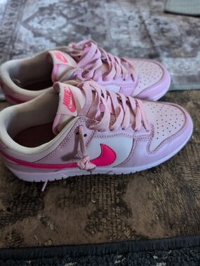 Womens Nike Pink and Hot Pink Low-Top Sneakers